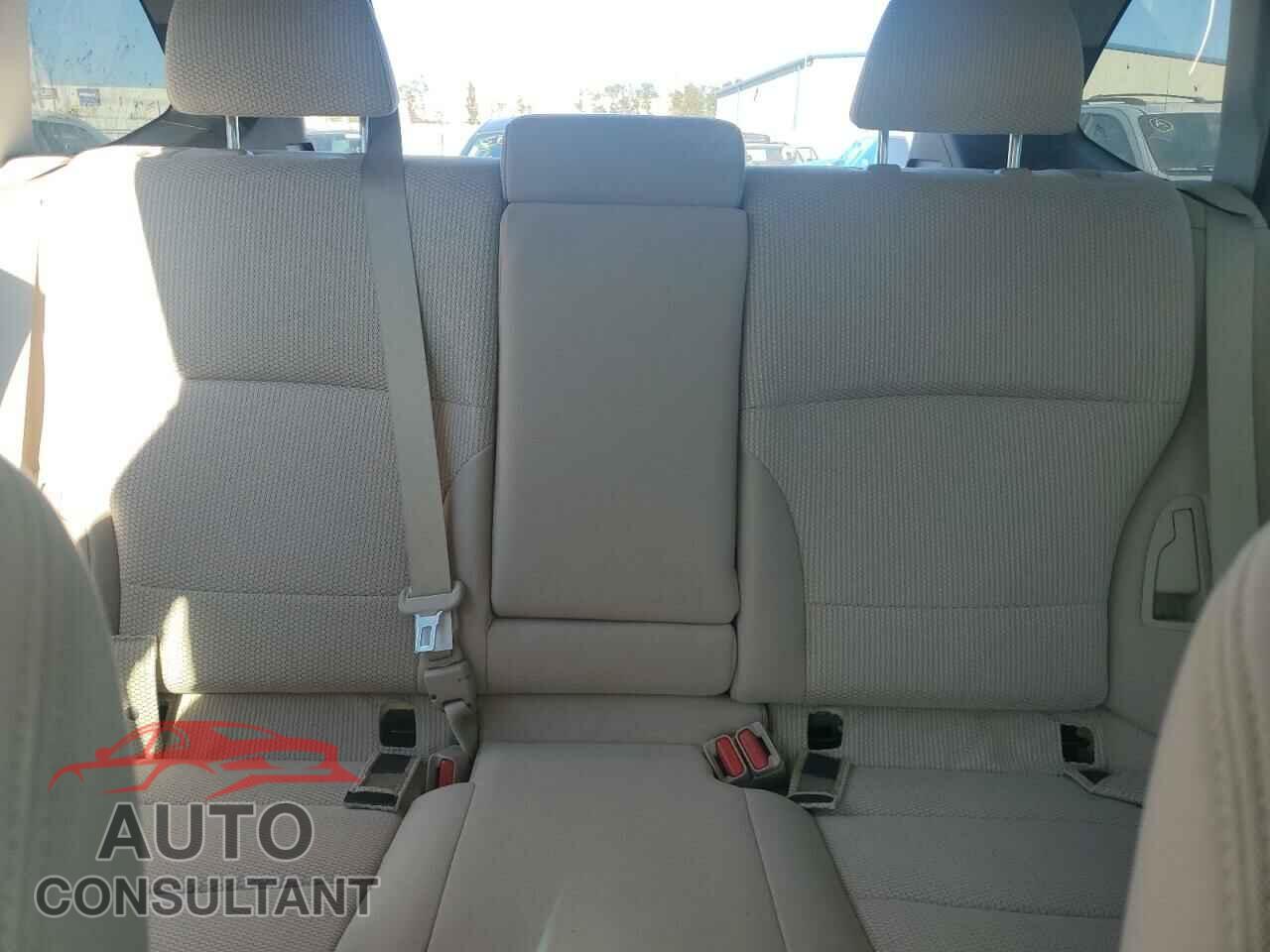SUBARU OUTBACK 2019 - 4S4BSAHC4K3262995