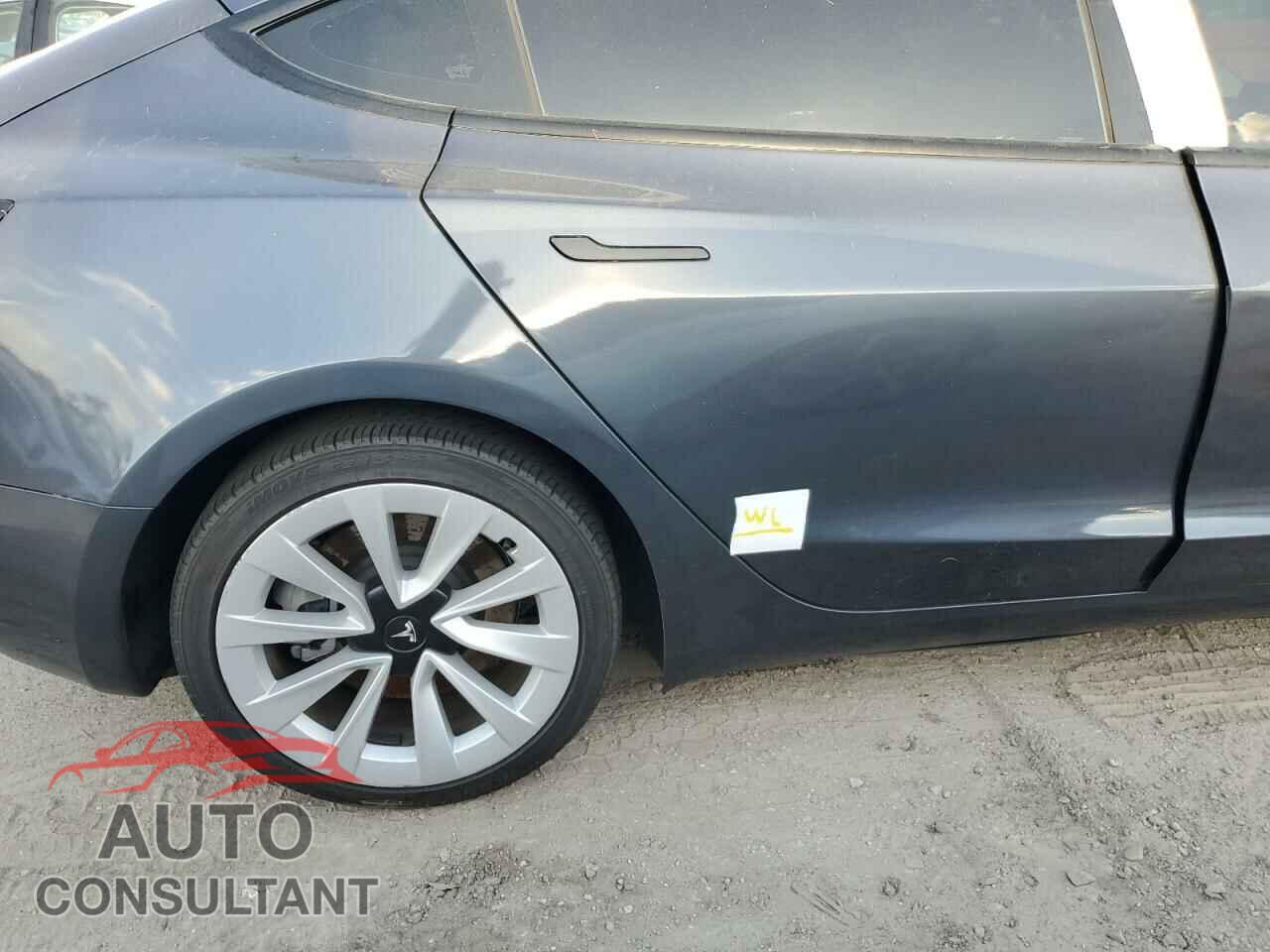 TESLA MODEL 3 2023 - 5YJ3E1EA0PF458171