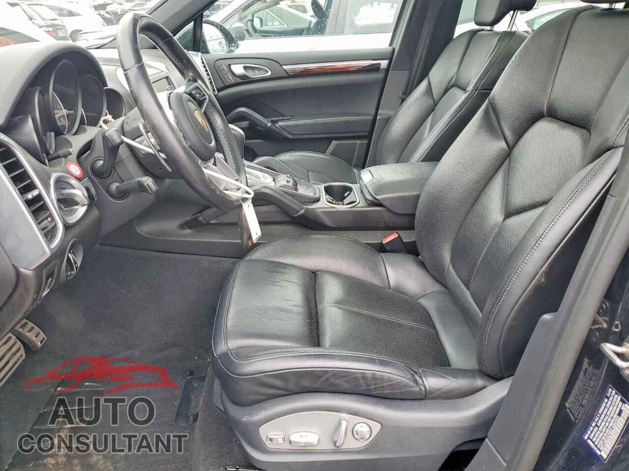 PORSCHE CAYENNE 2016 - WP1AB2A29GLA94333