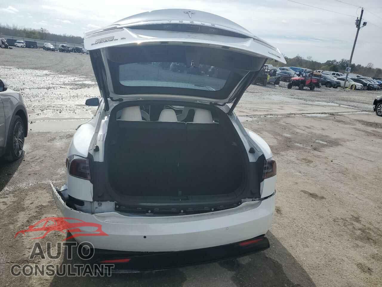 TESLA MODEL S 2018 - 5YJSA1E2XJF243761