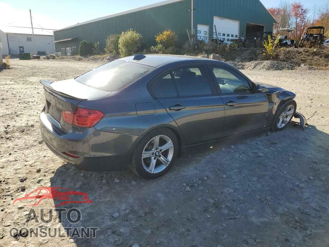 BMW 3 SERIES 2013 - WBA3B5G50DNP40367