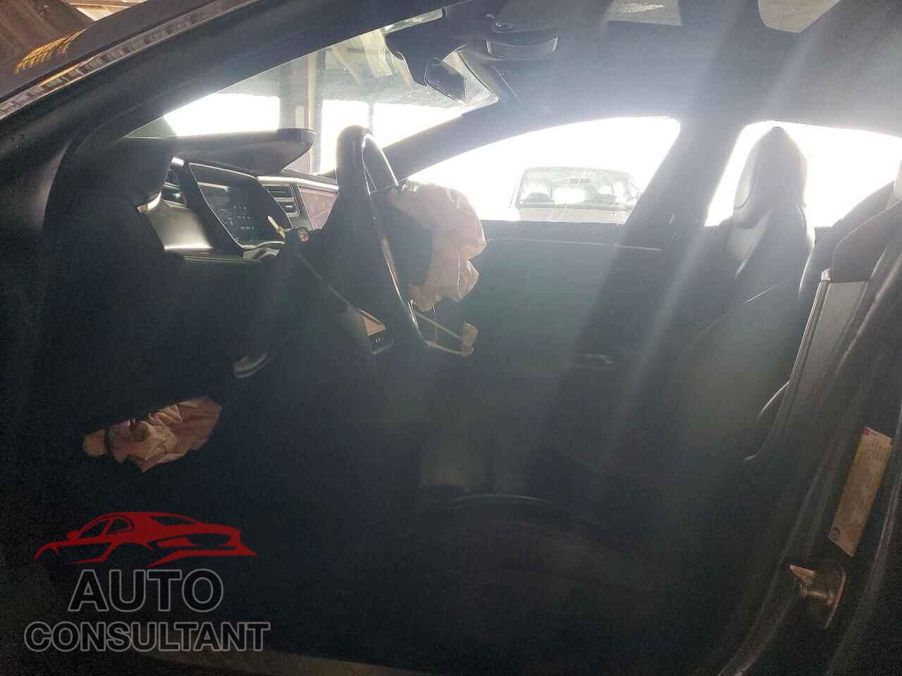 TESLA MODEL S 2017 - 5YJSA1E10HF187122