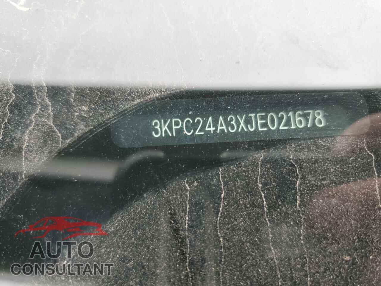 HYUNDAI ACCENT 2018 - 3KPC24A3XJE021678