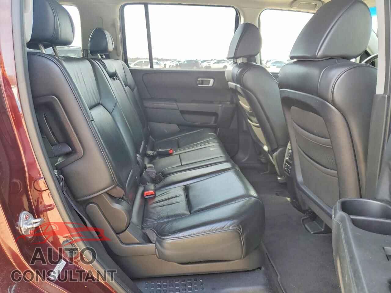HONDA PILOT 2009 - 5FNYF38639B006482