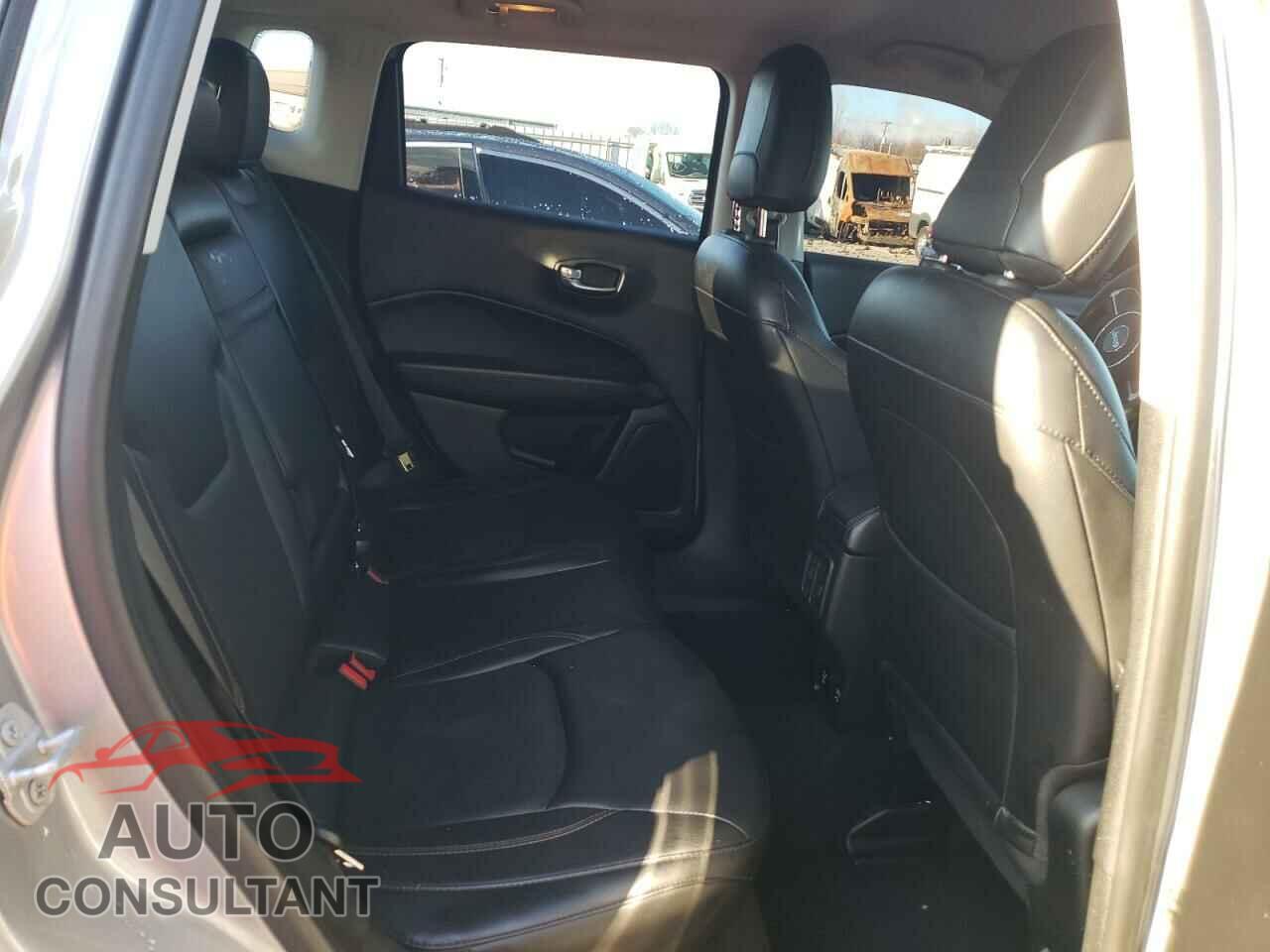JEEP COMPASS 2018 - 3C4NJCCB3JT406229