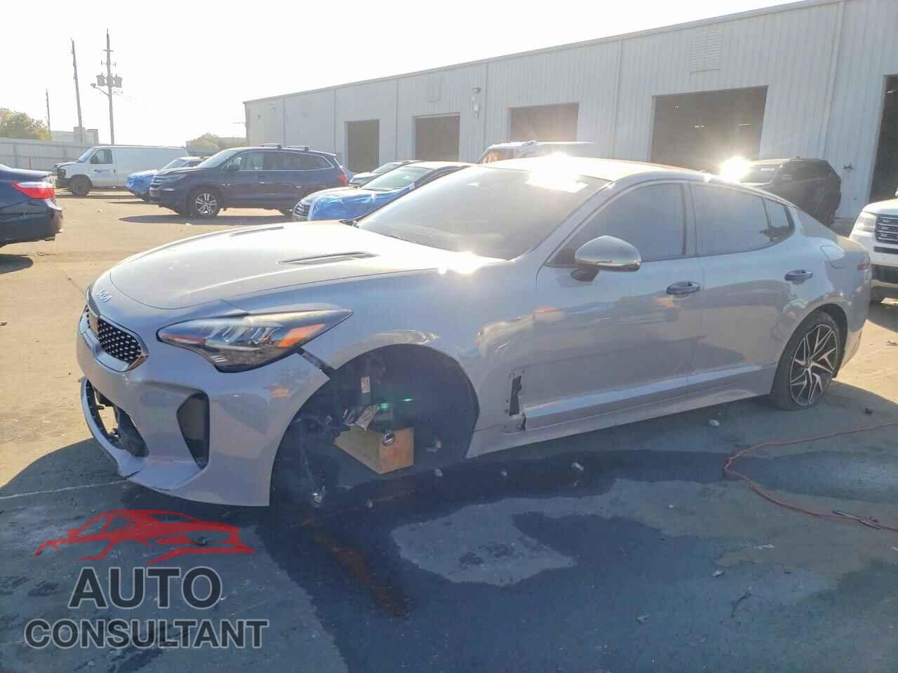 KIA STINGER 2022 - KNAE35LD5N6101108