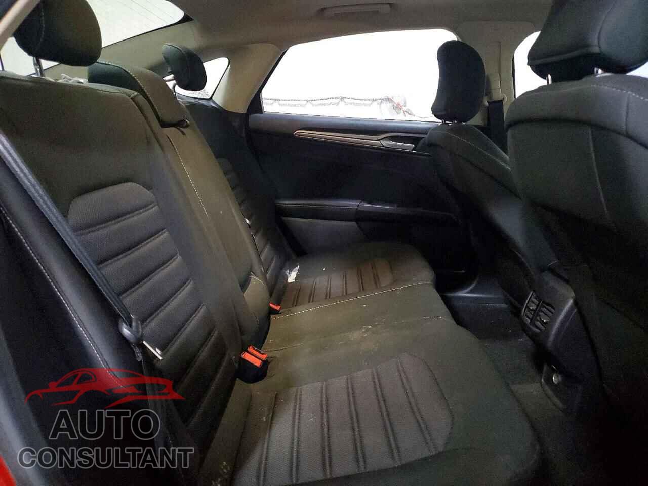 FORD FUSION 2019 - 3FA6P0LU2KR214548