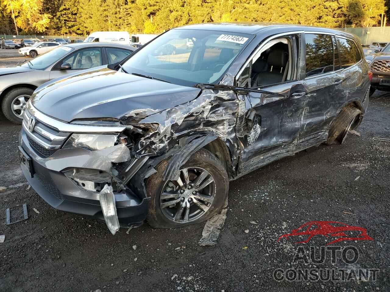 HONDA PILOT 2018 - 5FNYF6H55JB017920