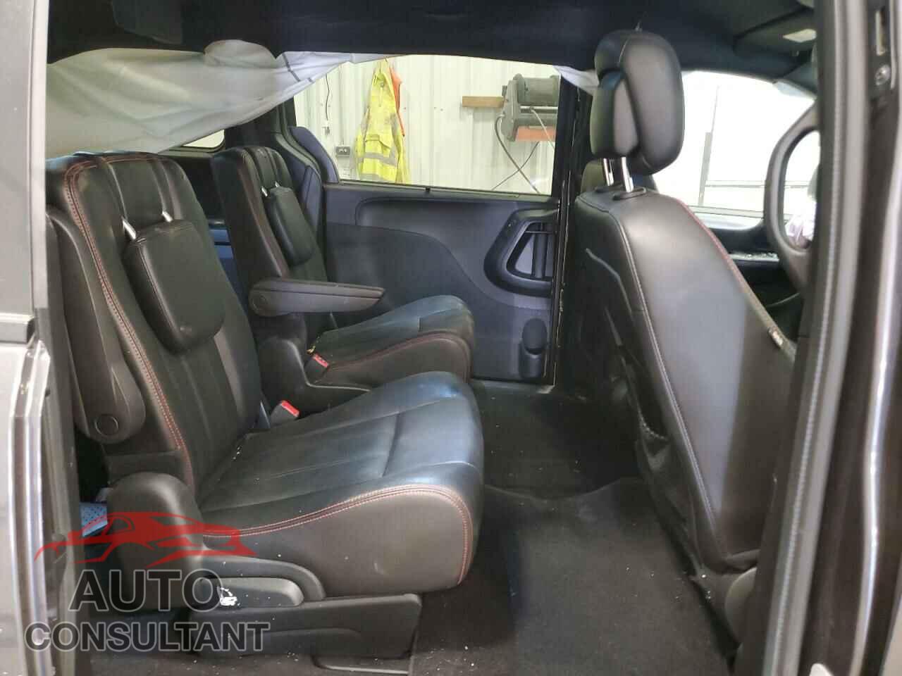 DODGE CARAVAN 2018 - 2C4RDGEG2JR335116