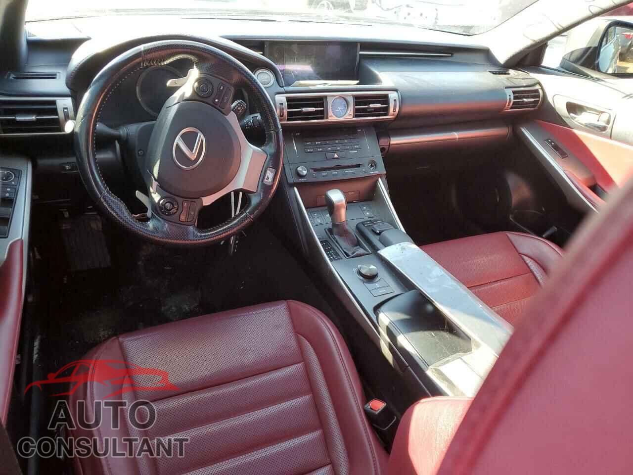 LEXUS IS 2016 - JTHCM1D23G5003652