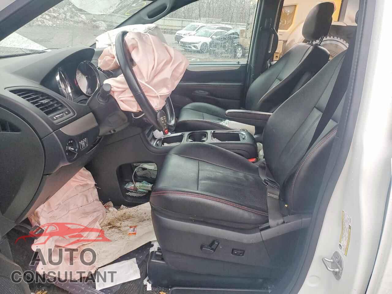 DODGE CARAVAN 2019 - 2C4RDGEG1KR696743