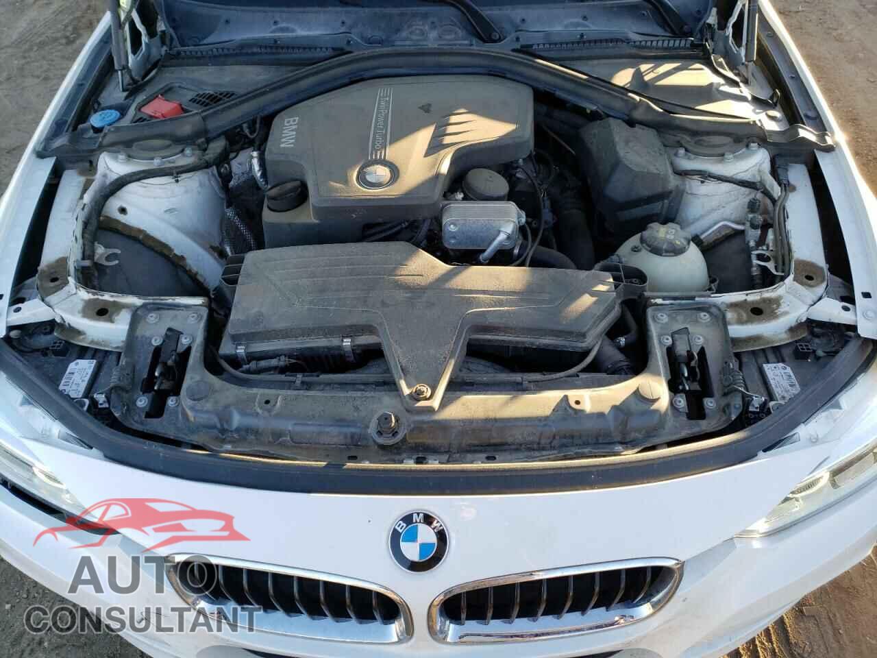 BMW 3 SERIES 2016 - WBA8E3G53GNU04511
