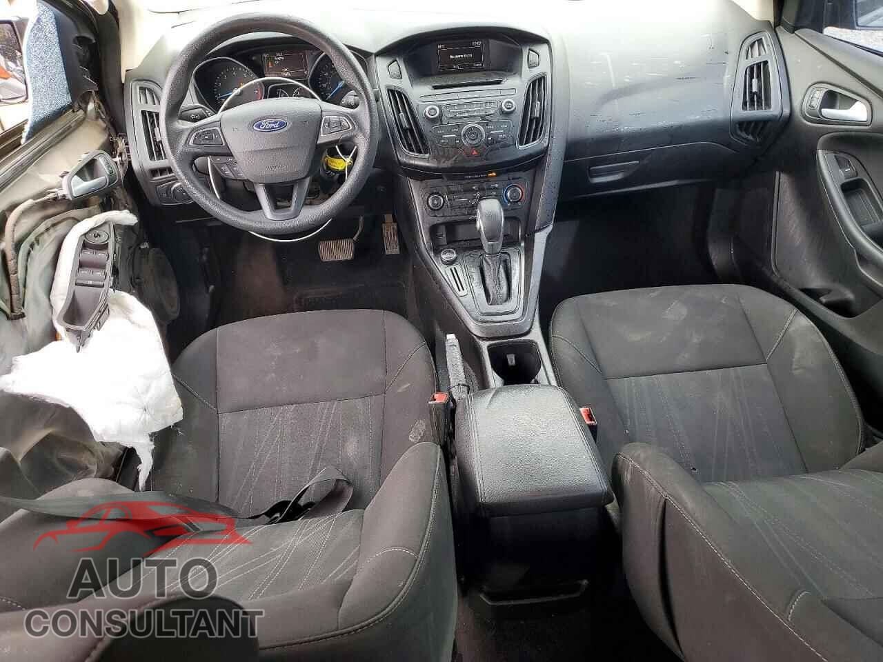 FORD FOCUS 2017 - 1FADP3F25HL296155