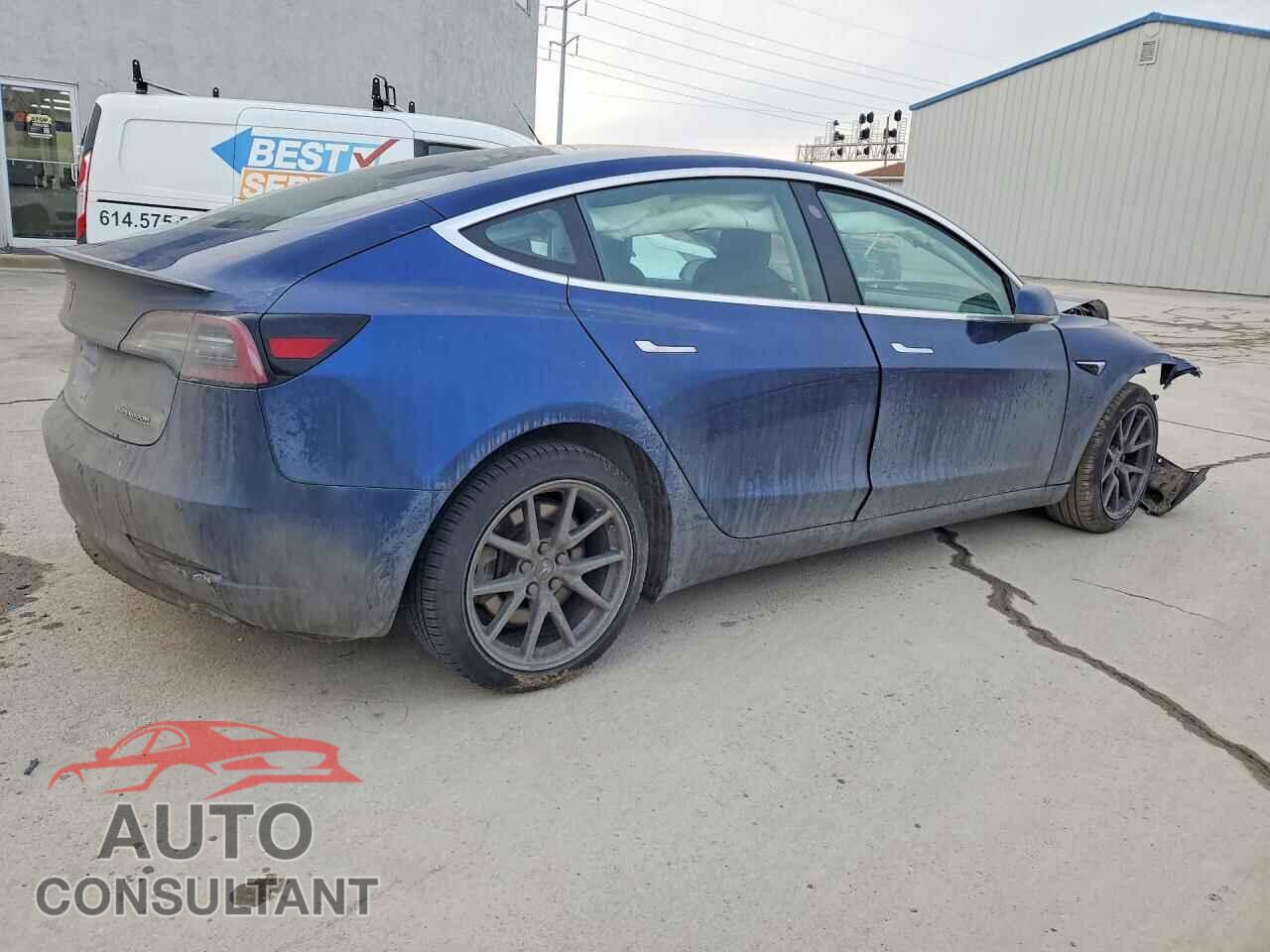 TESLA MODEL 3 2018 - 5YJ3E1EBXJF090257