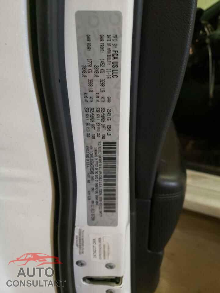 DODGE DURANGO 2017 - 1C4RDJDG5HC725306