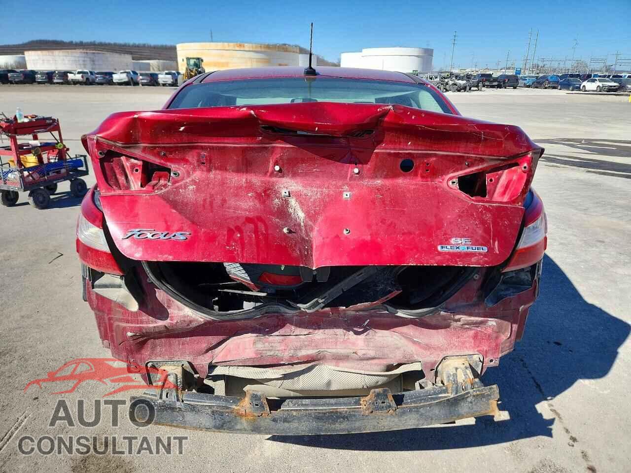 FORD FOCUS 2014 - 1FADP3F27EL293768