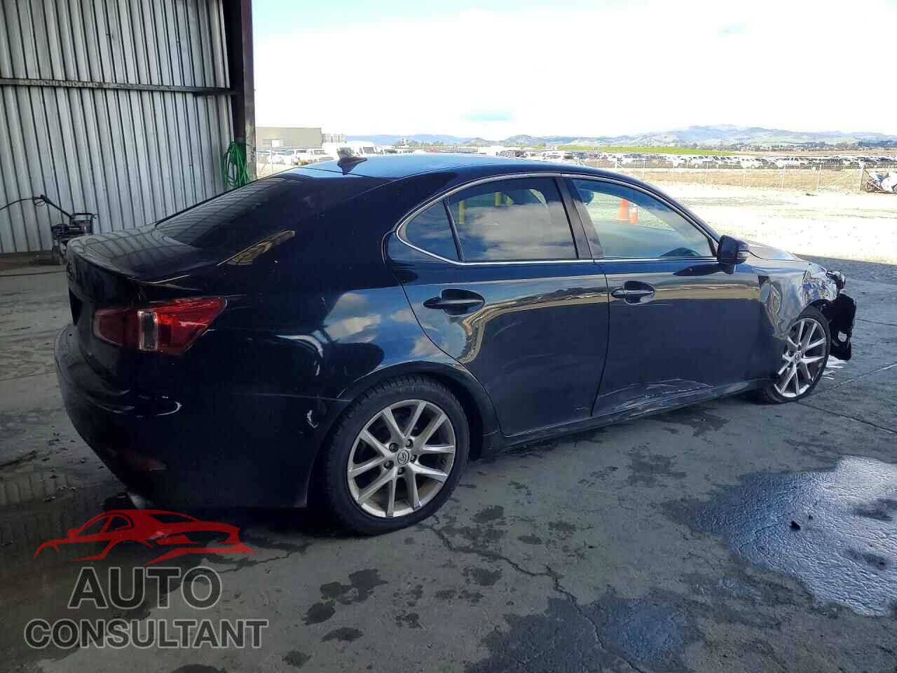 LEXUS IS 2011 - JTHBF5C26B5134503