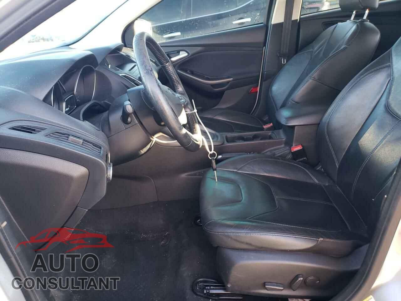 FORD FOCUS 2016 - 1FADP3K24GL336875