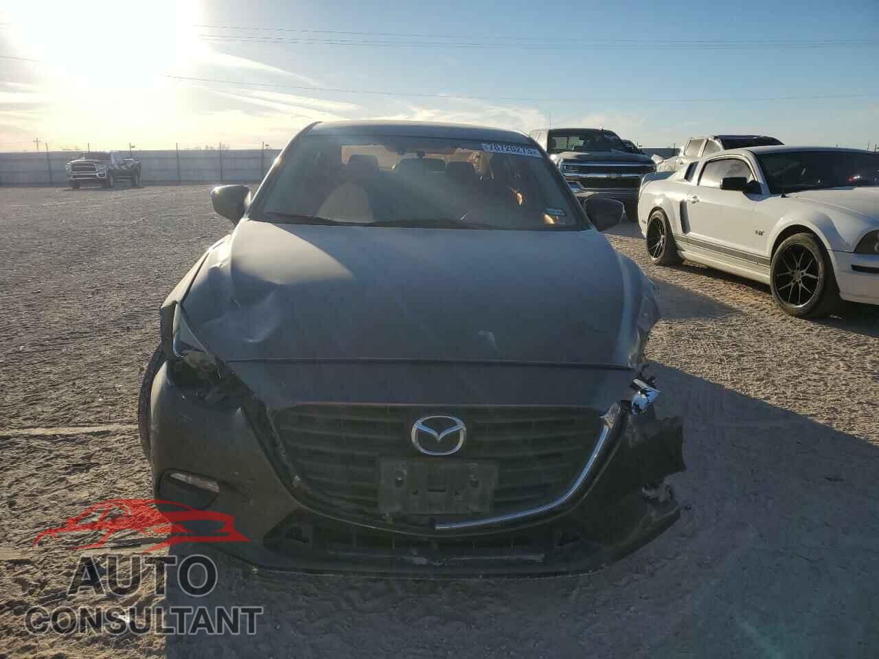 MAZDA 3 2017 - 3MZBN1U72HM156943
