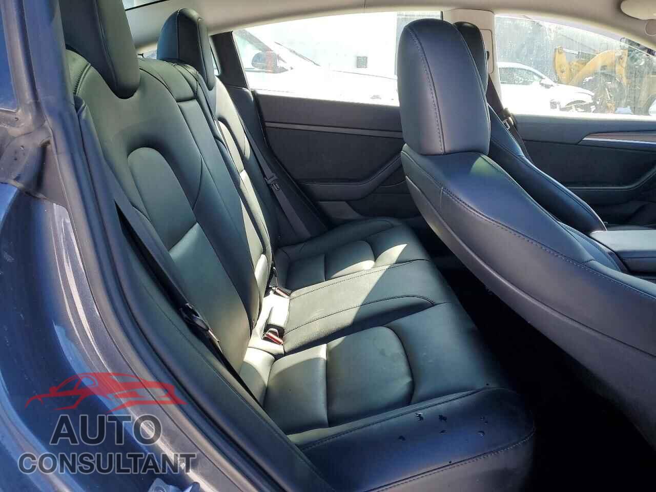 TESLA MODEL 3 2023 - 5YJ3E1EA8PF638028