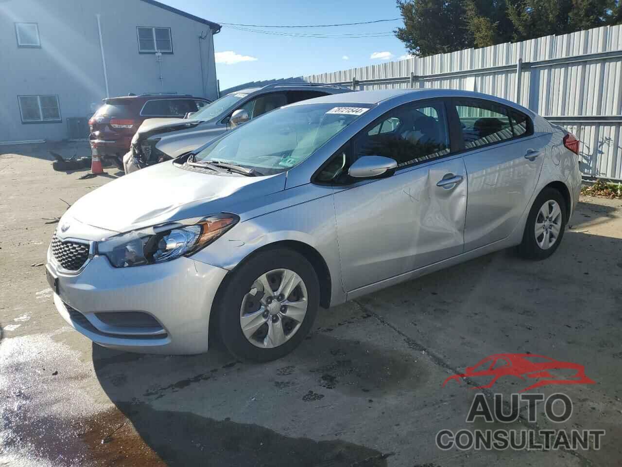 KIA FORTE 2016 - KNAFK4A68G5615369