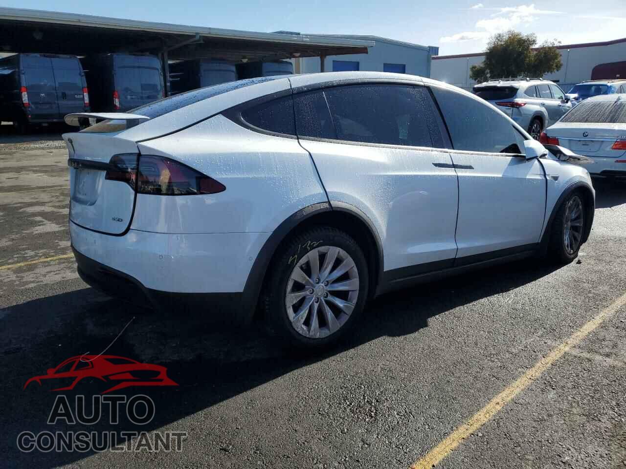 TESLA MODEL X 2016 - 5YJXCAE20GF020945