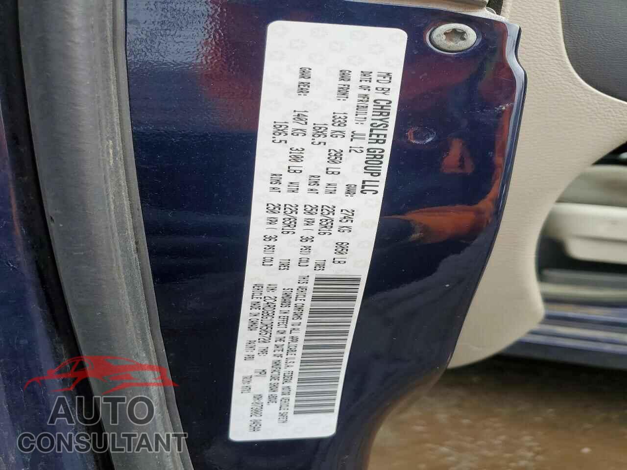 DODGE CARAVAN 2013 - 2C4RDGBG1DR505720