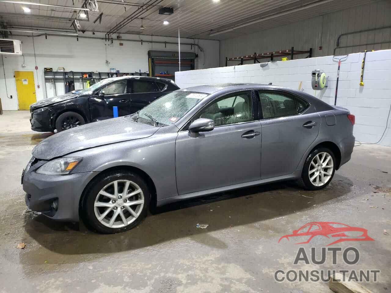 LEXUS IS 2013 - JTHCF5C21D5061788