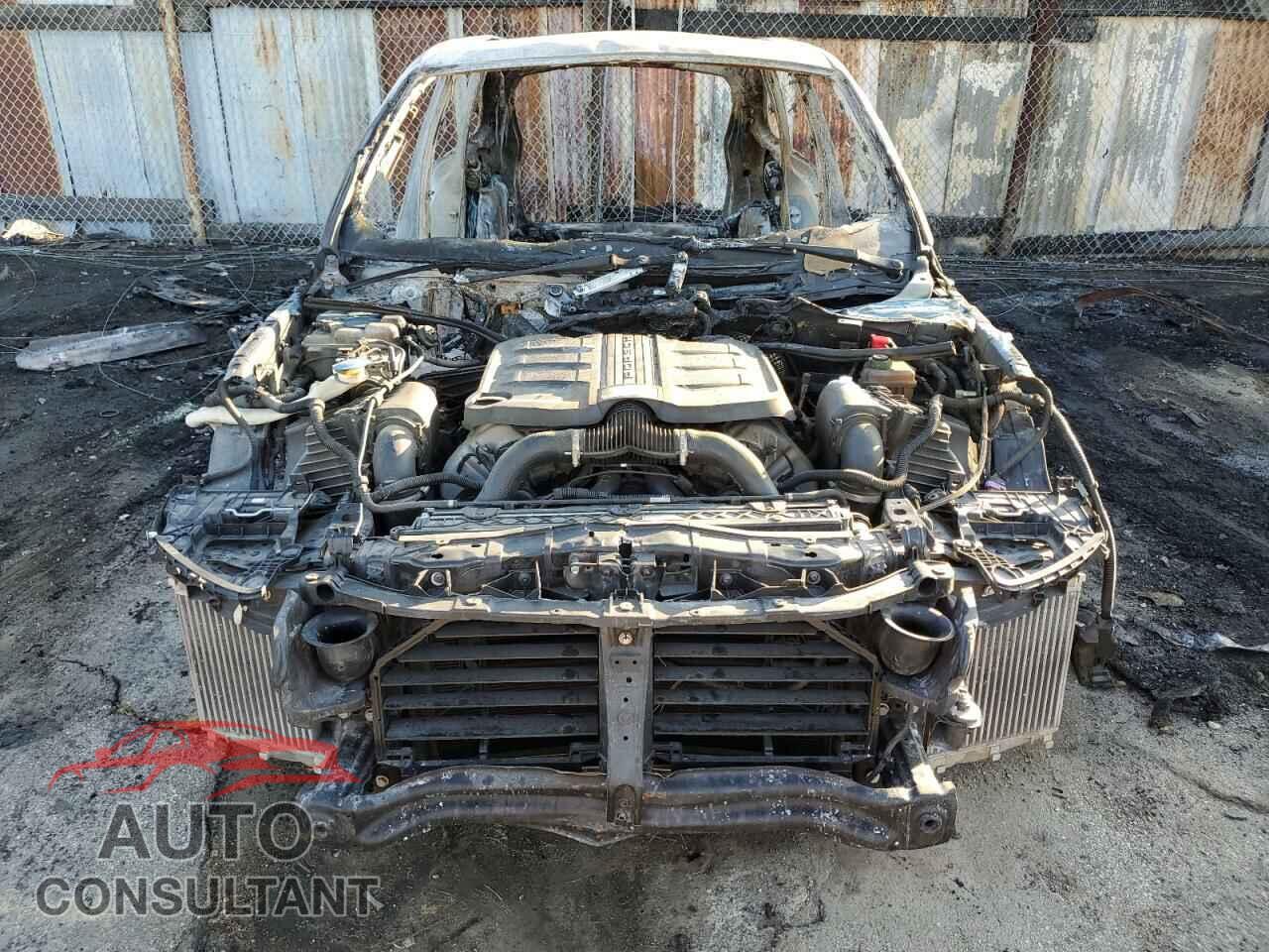 PORSCHE CAYENNE 2016 - WP1AD2A28GLA72365