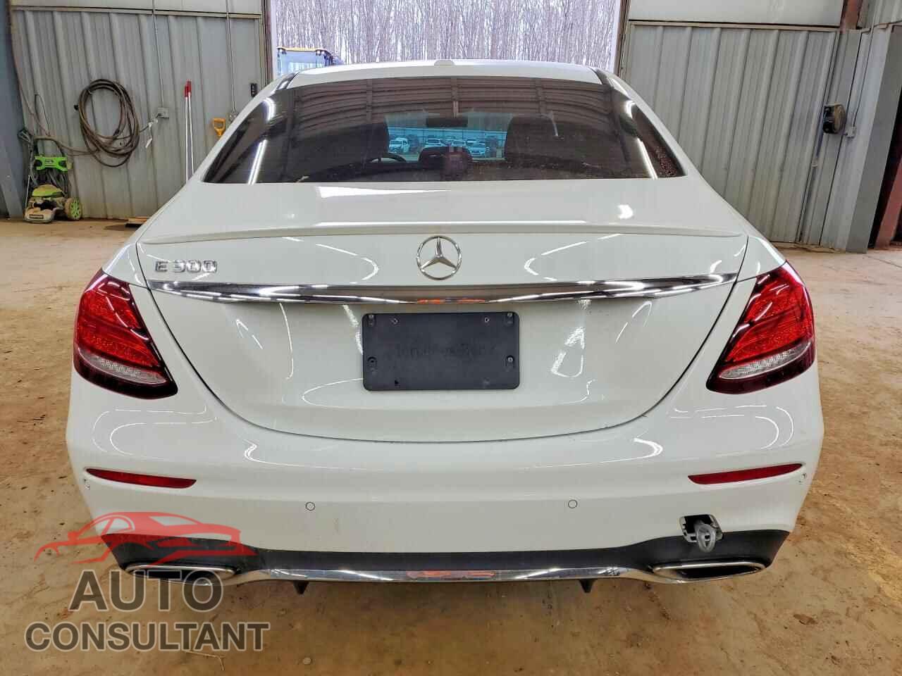 MERCEDES-BENZ E-CLASS 2017 - WDDZF4JB3HA108119