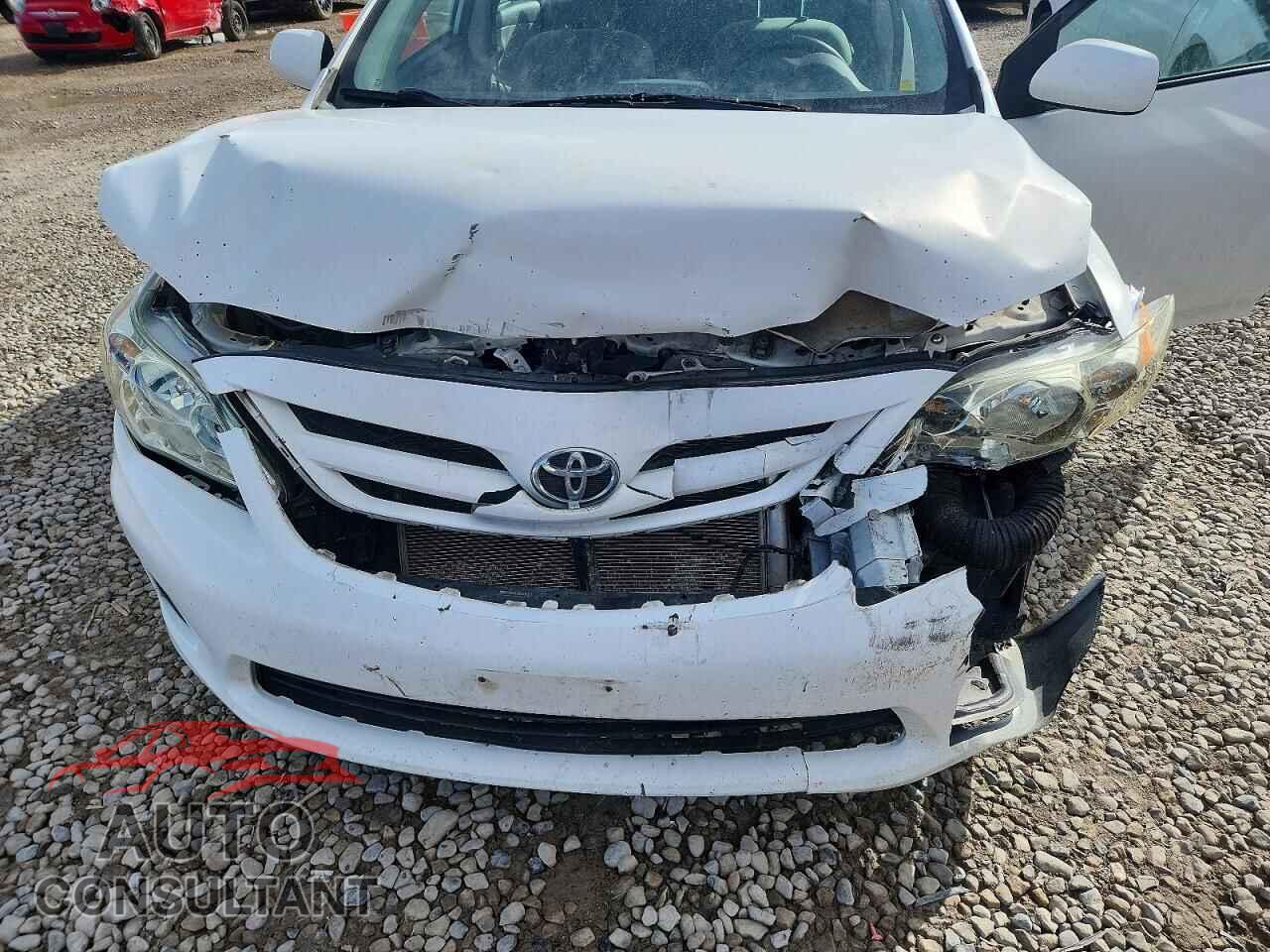 TOYOTA COROLLA 2011 - 2T1BU4EE6BC603407