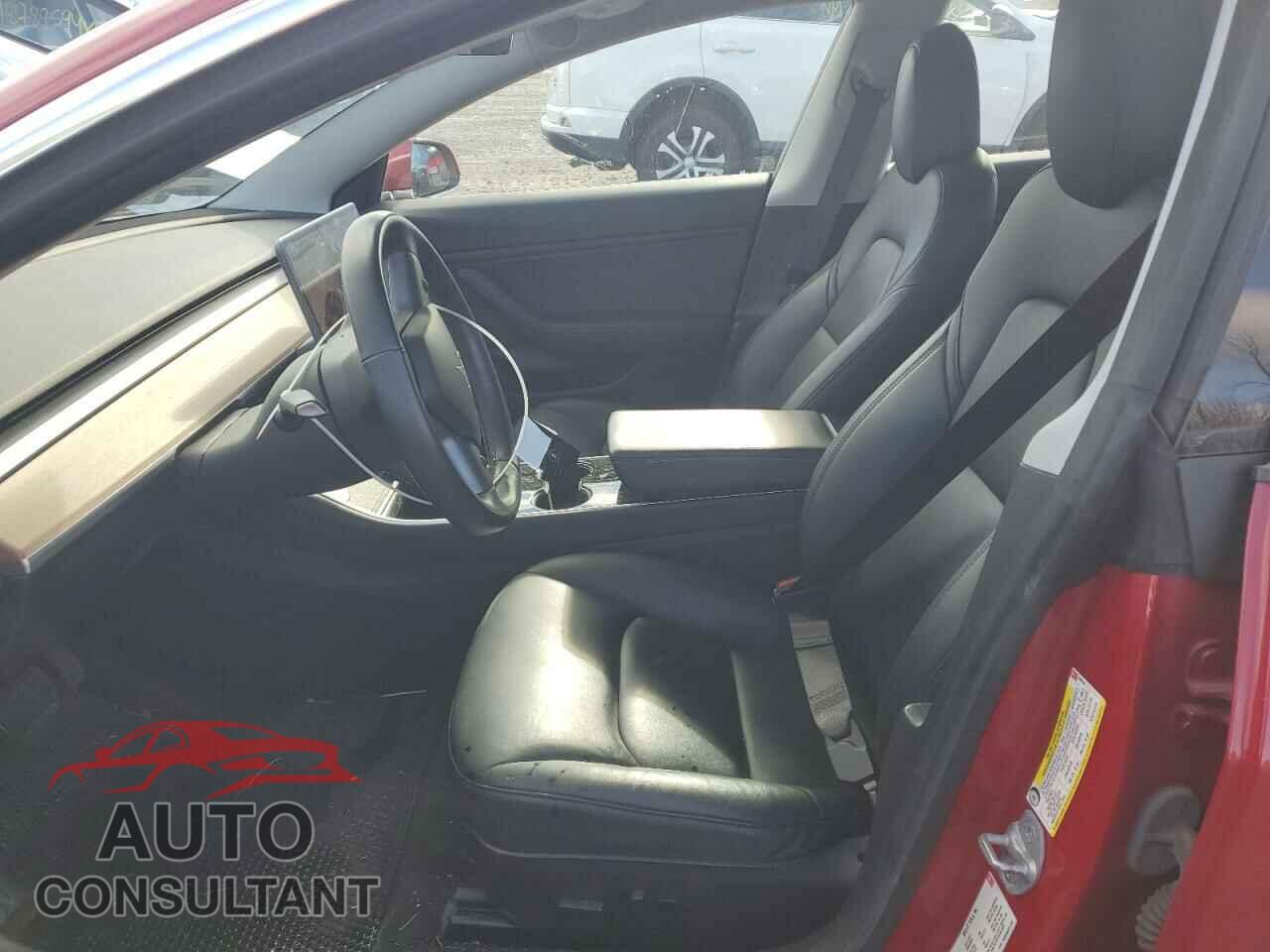 TESLA MODEL 3 2018 - 5YJ3E1EB5JF069638