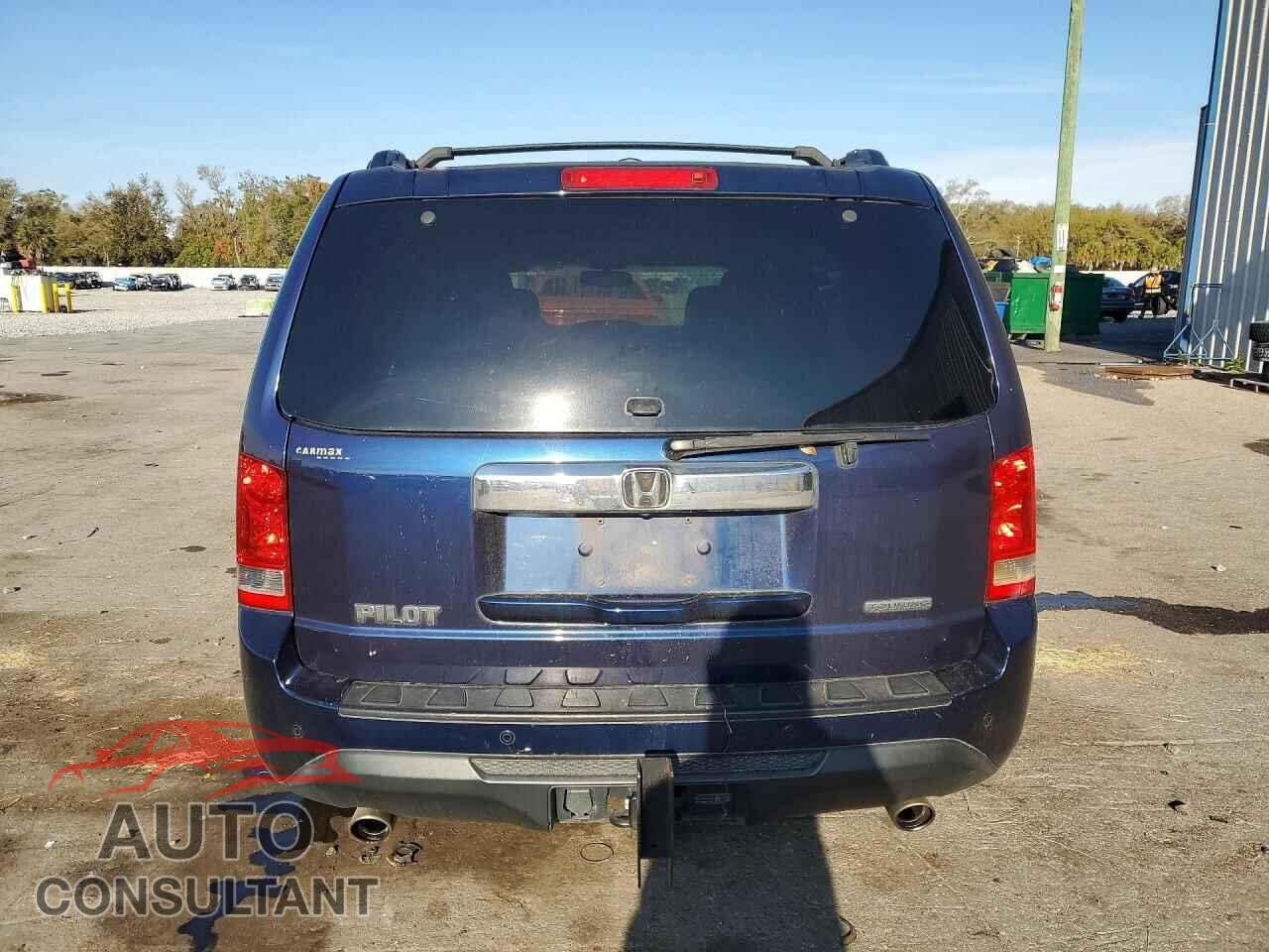 HONDA PILOT 2013 - 5FNYF3H91DB028130