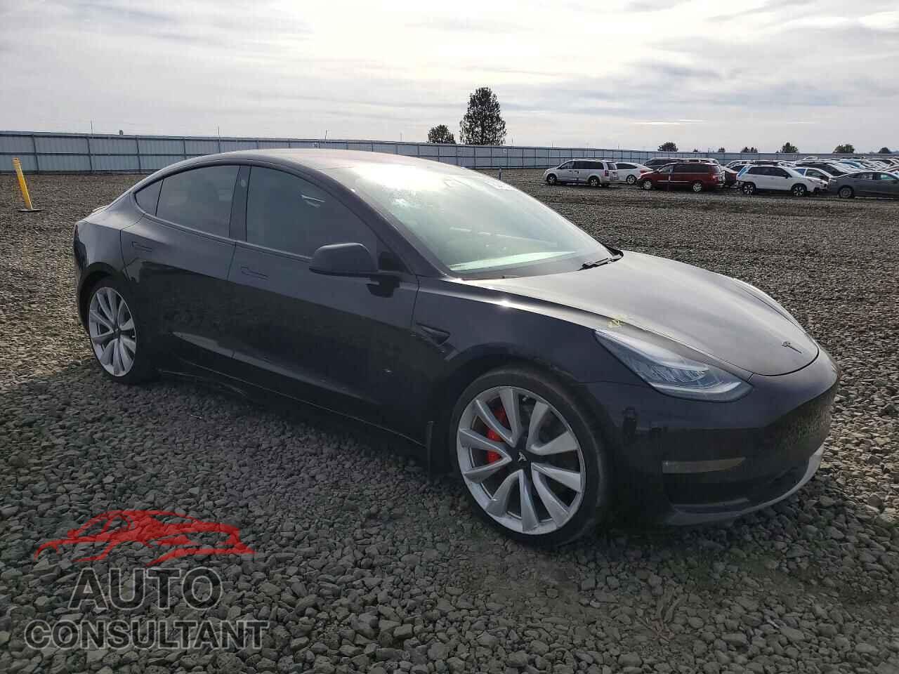 TESLA MODEL 3 2018 - 5YJ3E1EB4JF181038