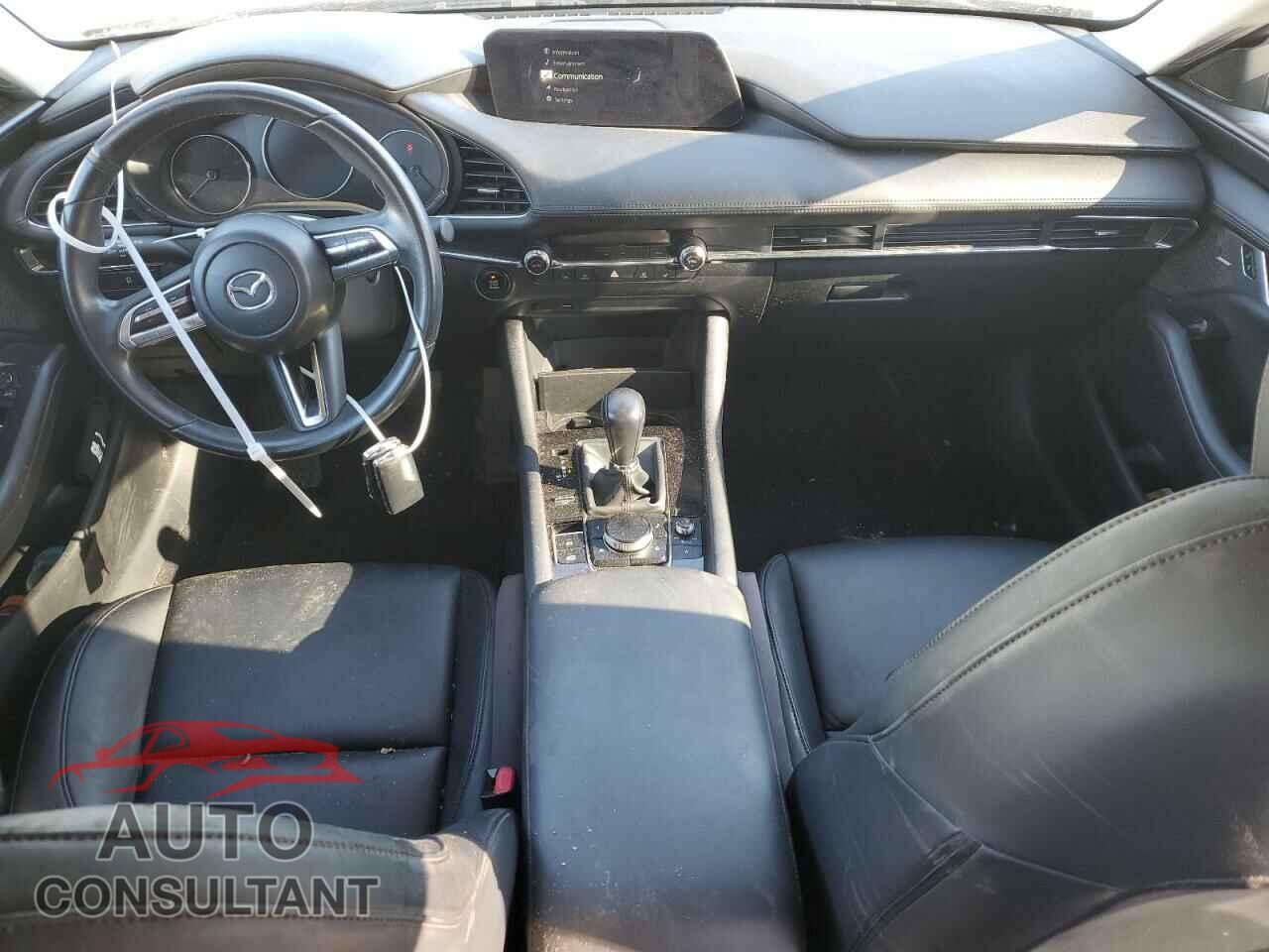 MAZDA 3 2019 - JM1BPACL2K1107189