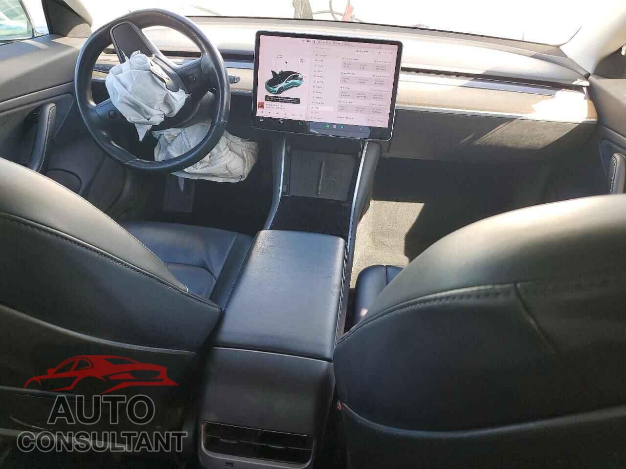 TESLA MODEL 3 2018 - 5YJ3E1EA8JF010624