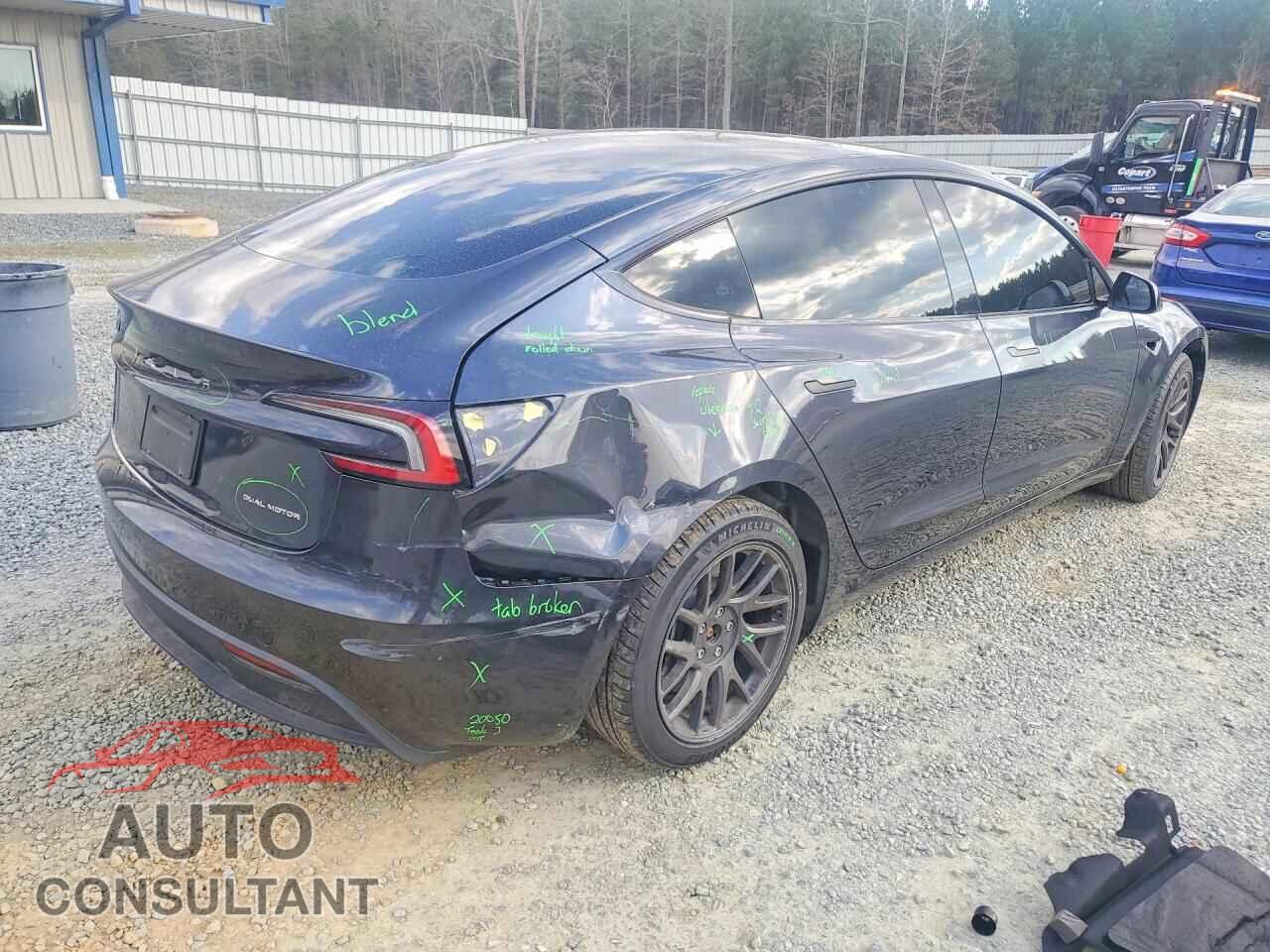 TESLA MODEL 3 2024 - 5YJ3E1EBXRF814394