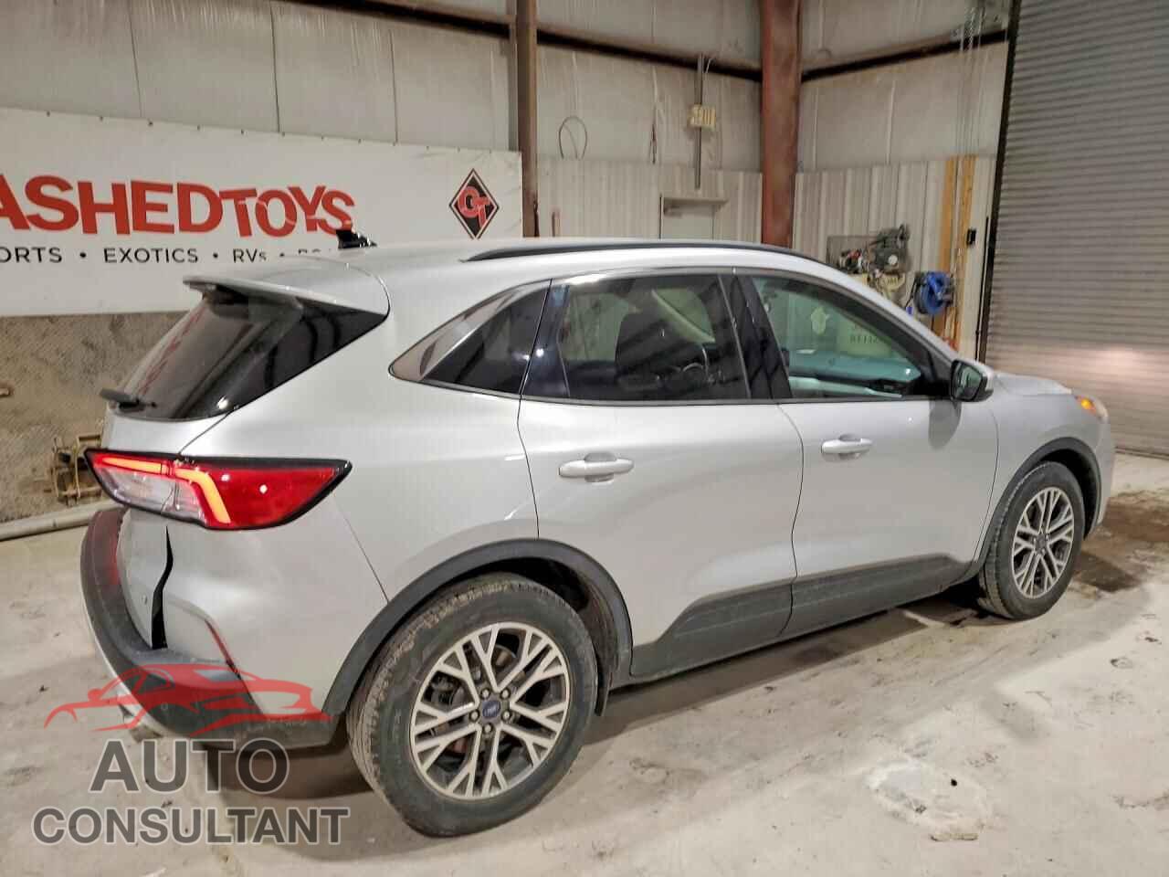 FORD ESCAPE 2020 - 1FMCU0H65LUA59208