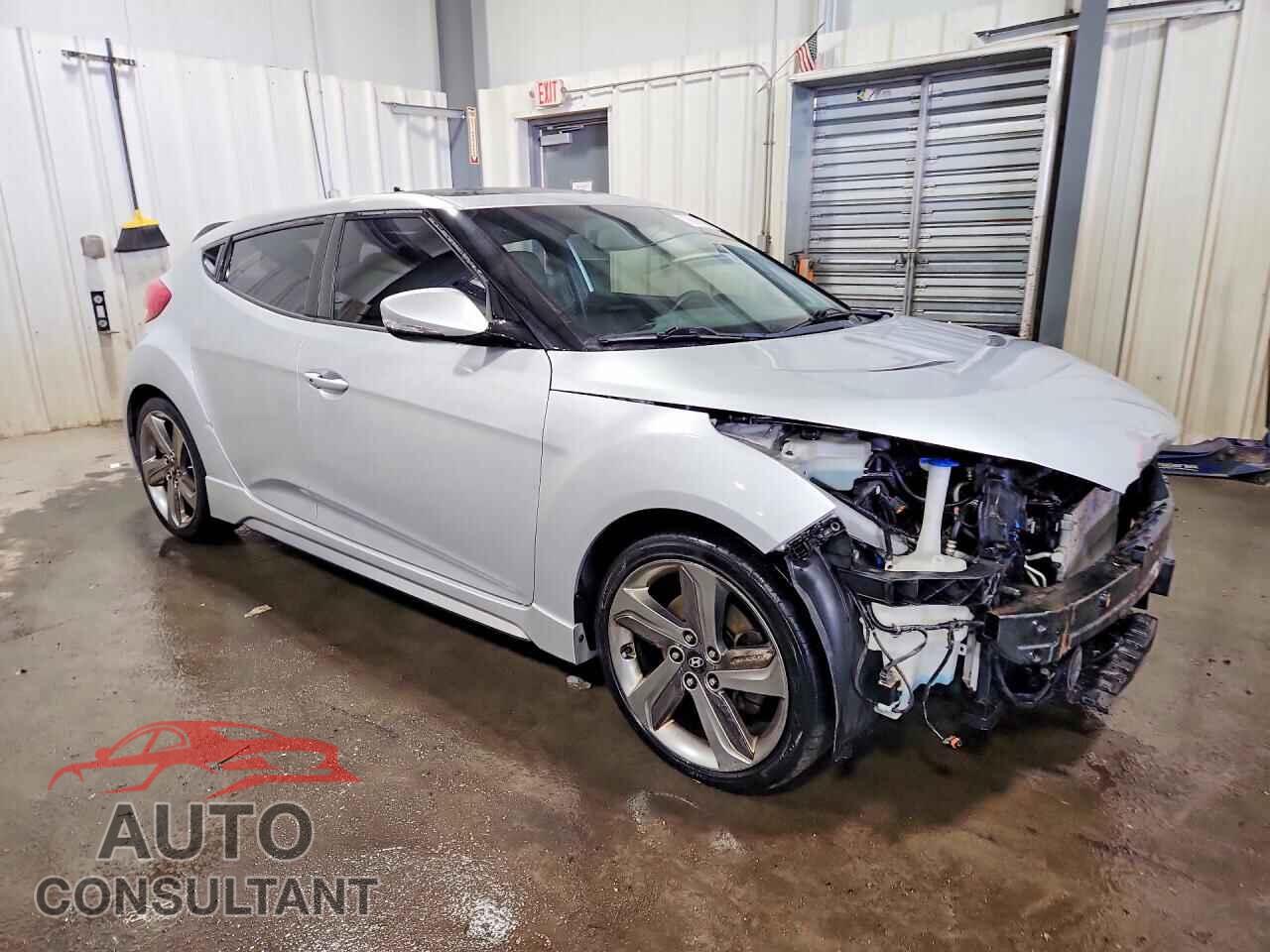 HYUNDAI VELOSTER 2013 - KMHTC6AE5DU107850