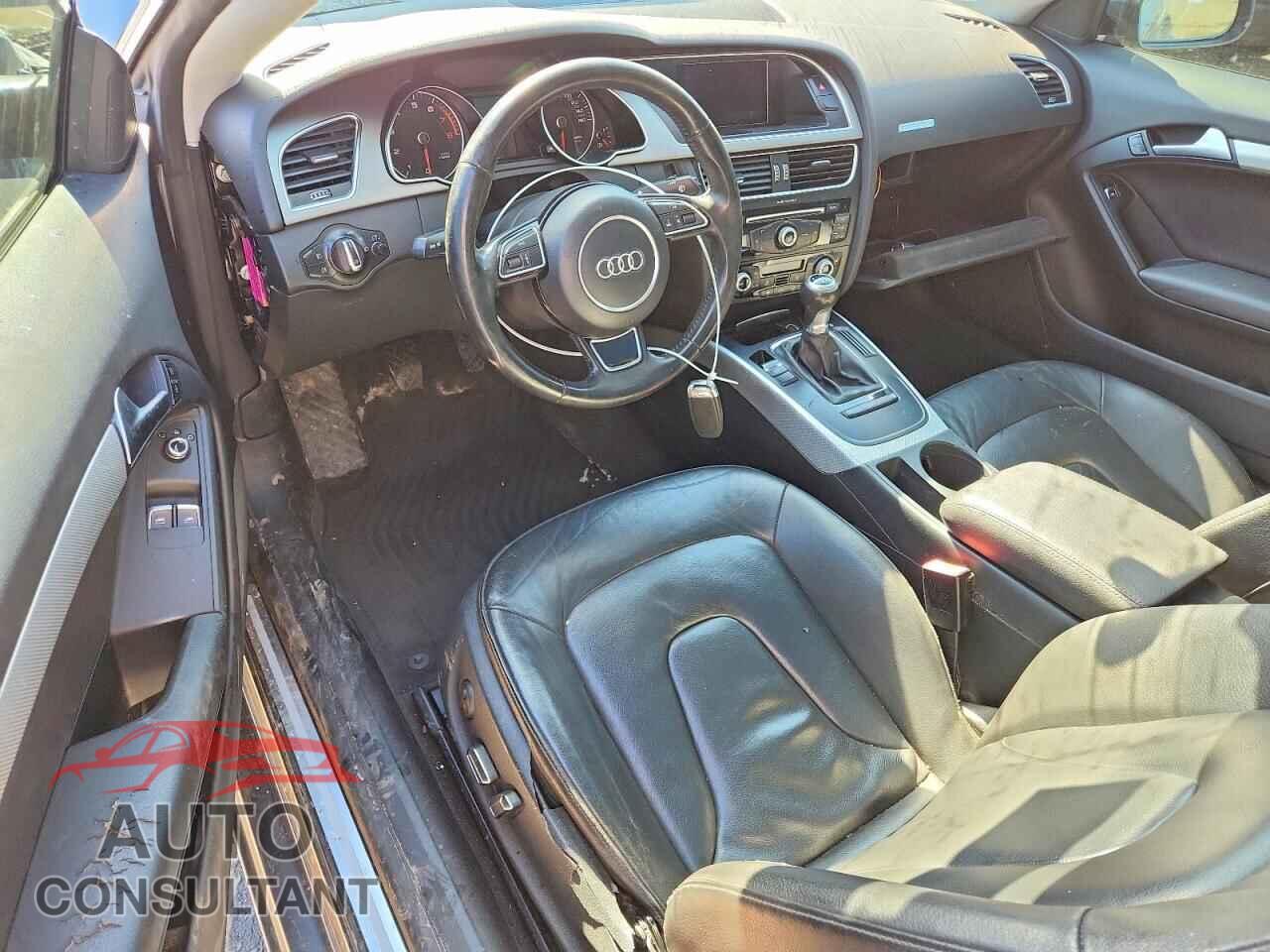 AUDI A5 2013 - WAUGFAFR3DA076768
