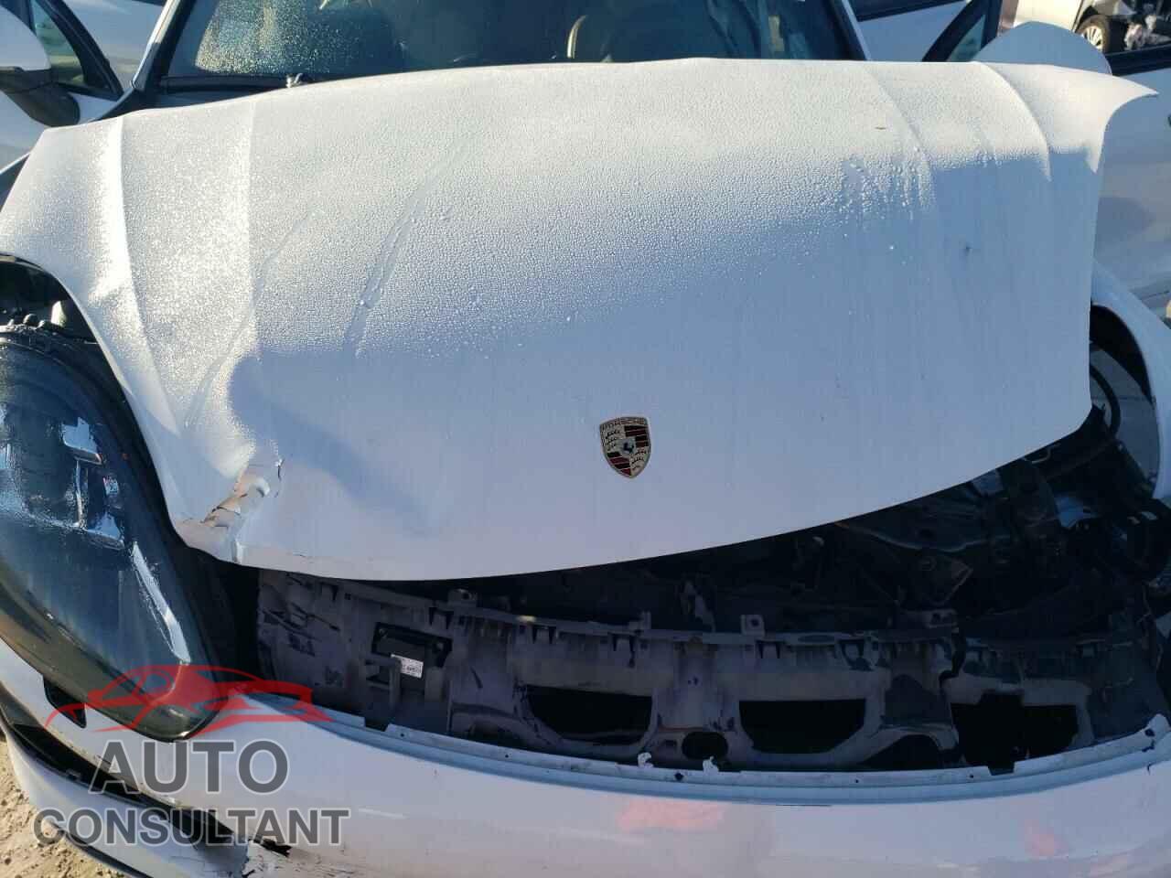 PORSCHE CAYENNE 2017 - WP1AE2A29HLA73152