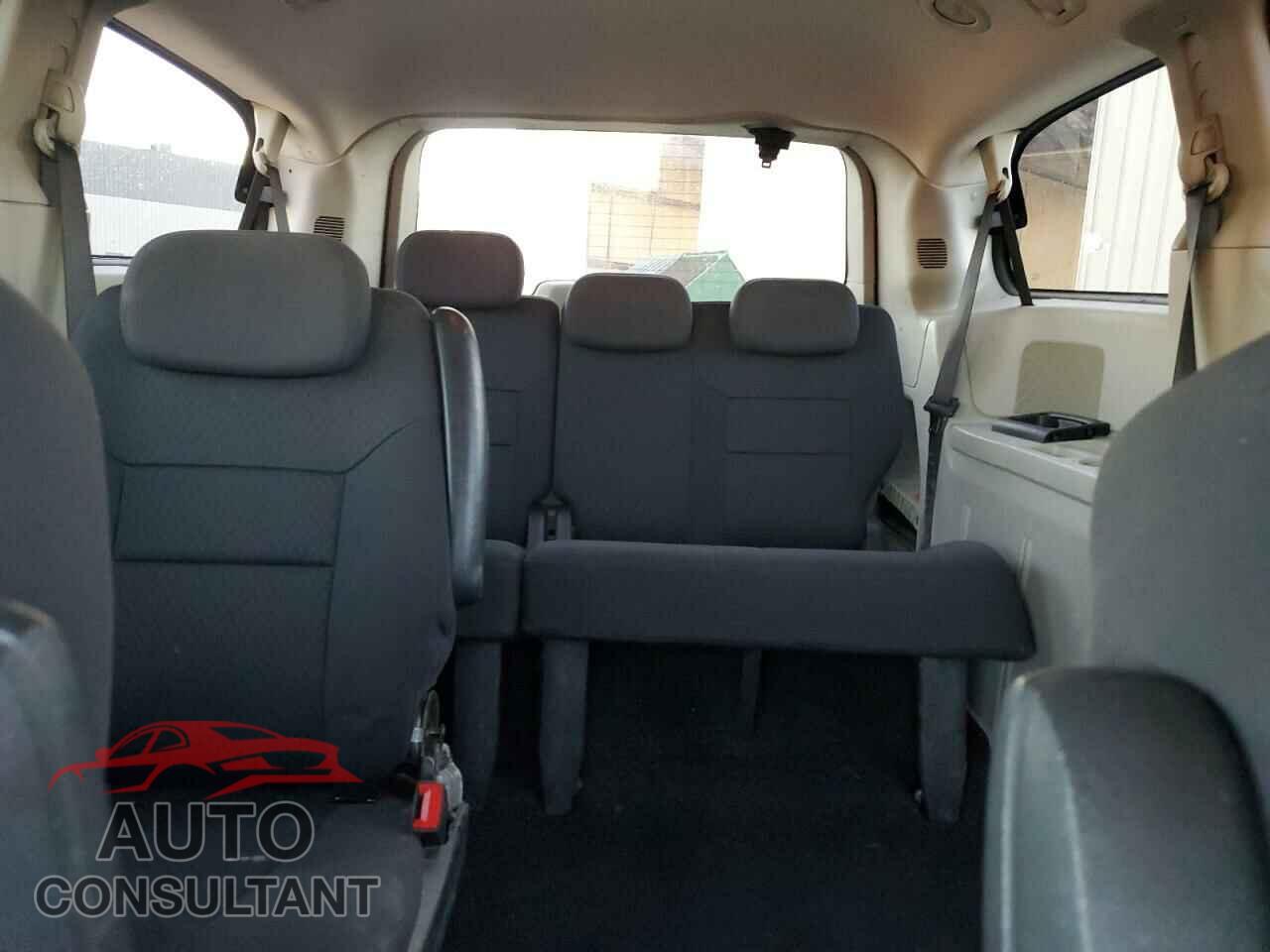 DODGE CARAVAN 2010 - 2D4RN4DE2AR420360