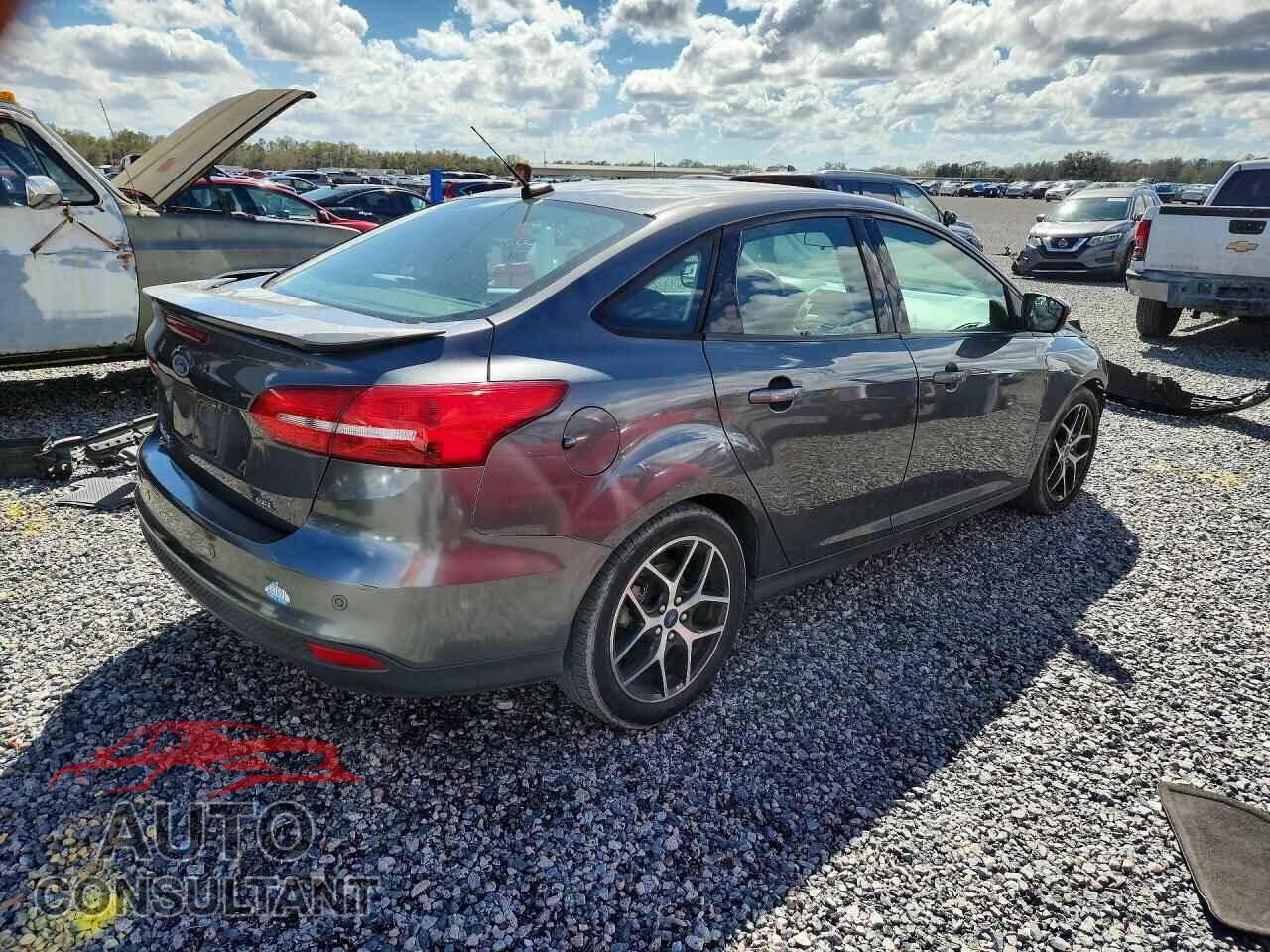 FORD FOCUS 2017 - 1FADP3H29HL346262