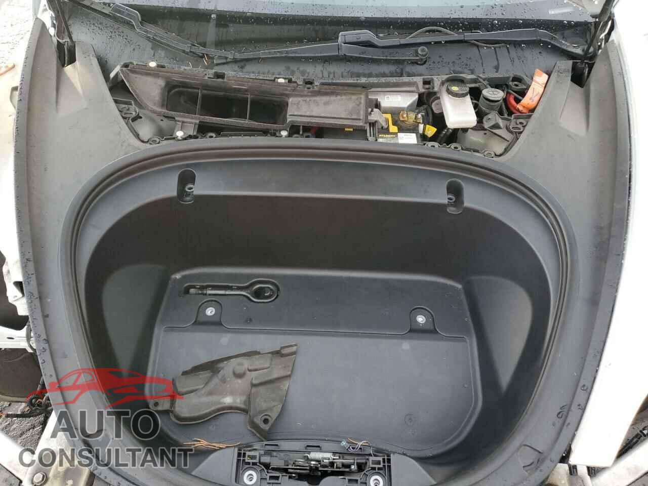 TESLA MODEL 3 2019 - 5YJ3E1EA4KF396976