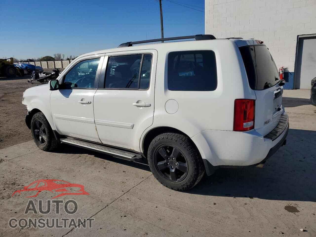 HONDA PILOT 2011 - 5FNYF4H52BB026662