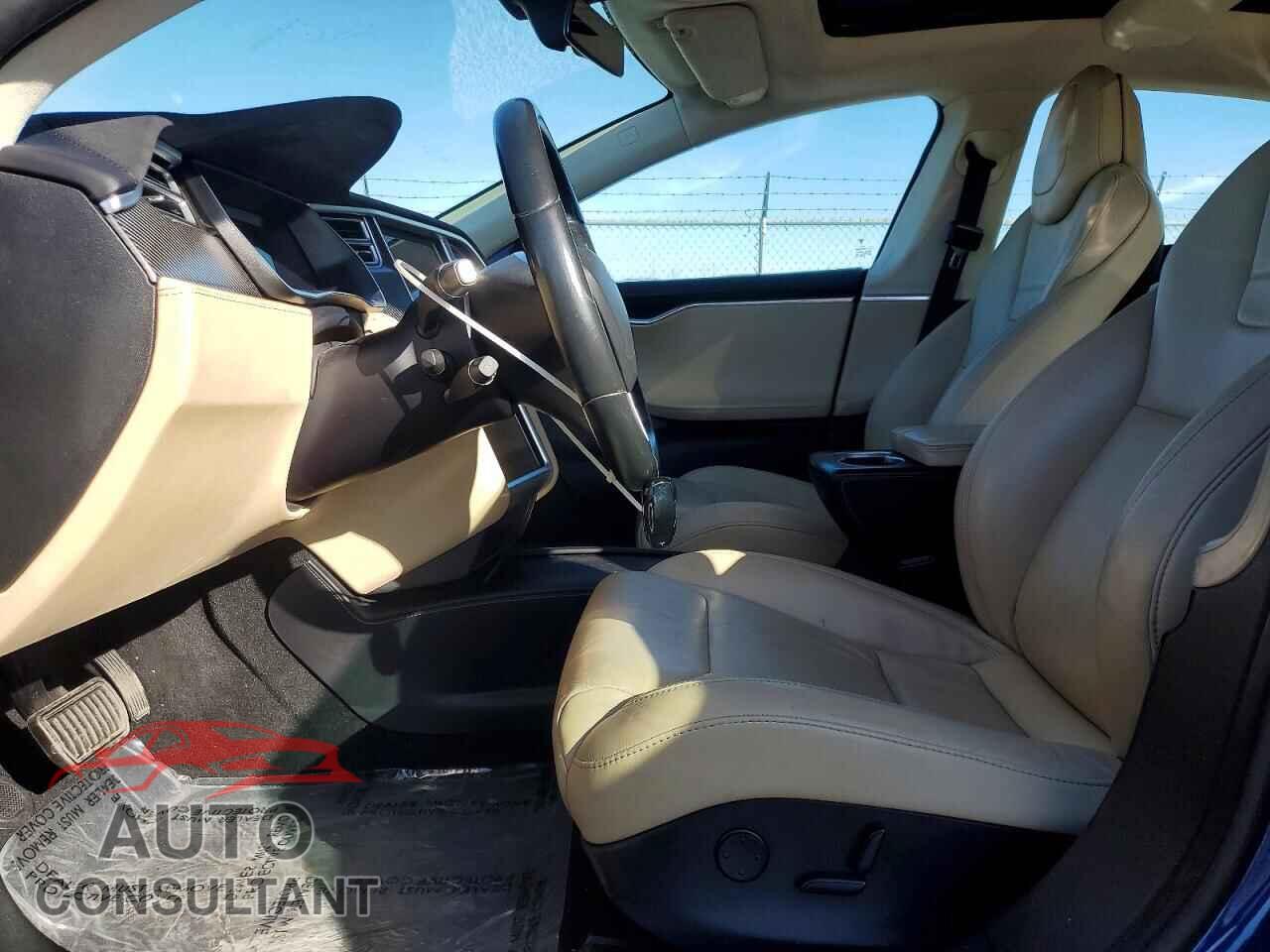 TESLA MODEL S 2017 - 5YJSA1E21HF192757