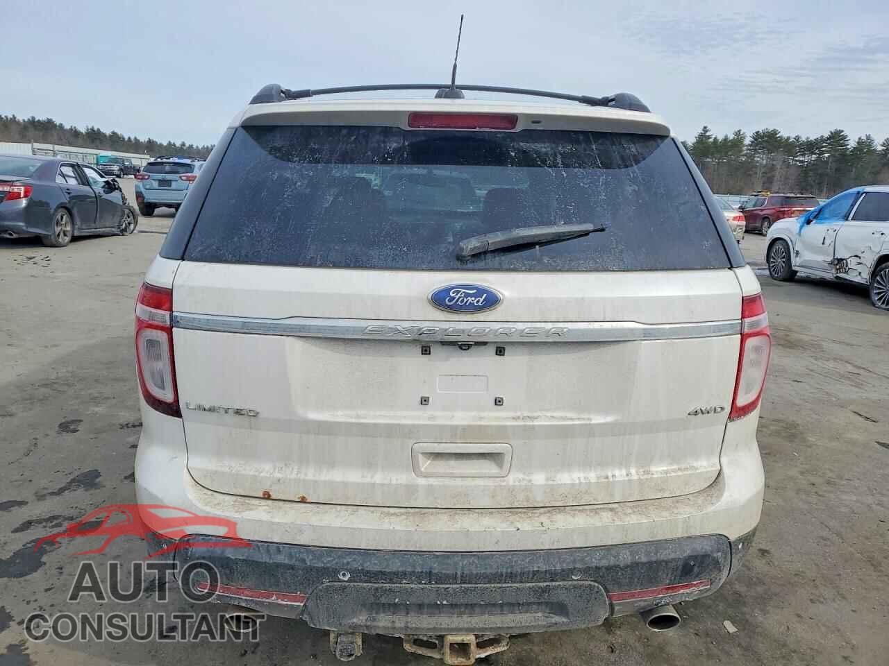 FORD EXPLORER 2011 - 1FMHK8F84BGA26907