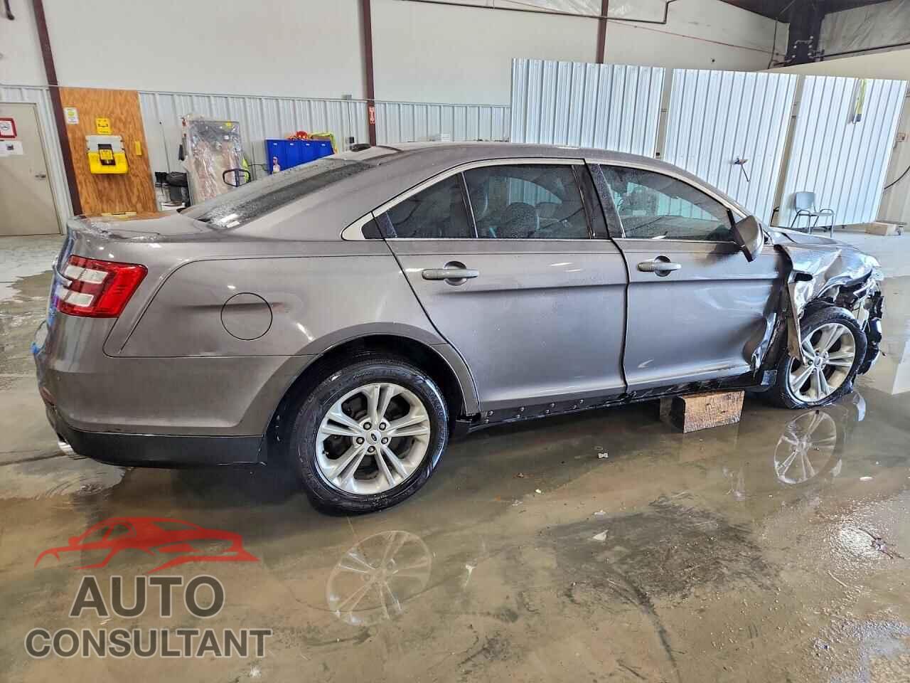 FORD TAURUS 2013 - 1FAHP2E85DG209956