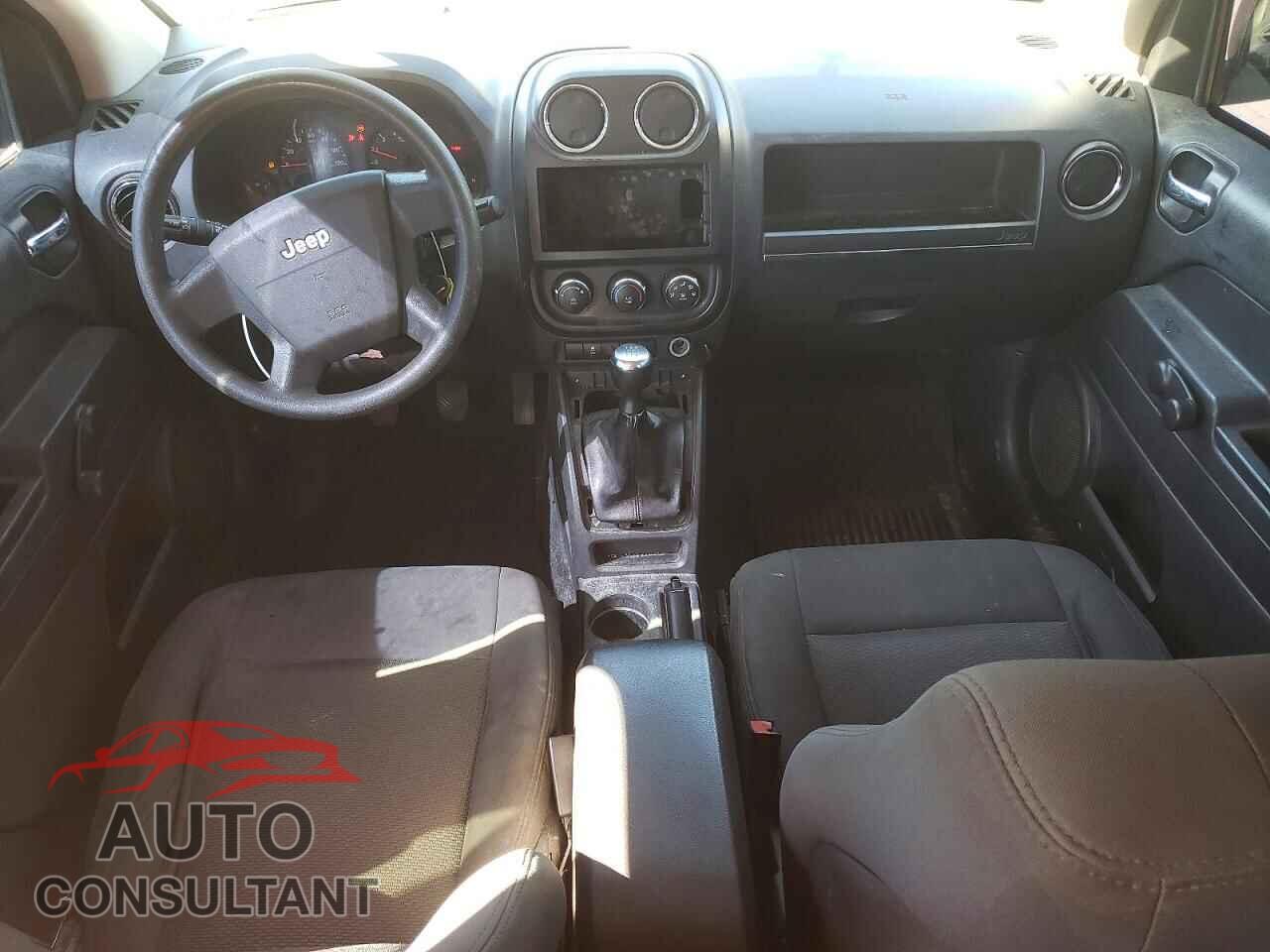 JEEP COMPASS 2010 - 1J4NT1FB3AD671873