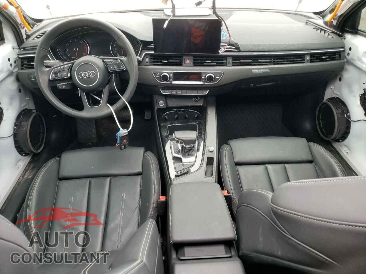 AUDI A4 2020 - WAUDNAF47LN006580